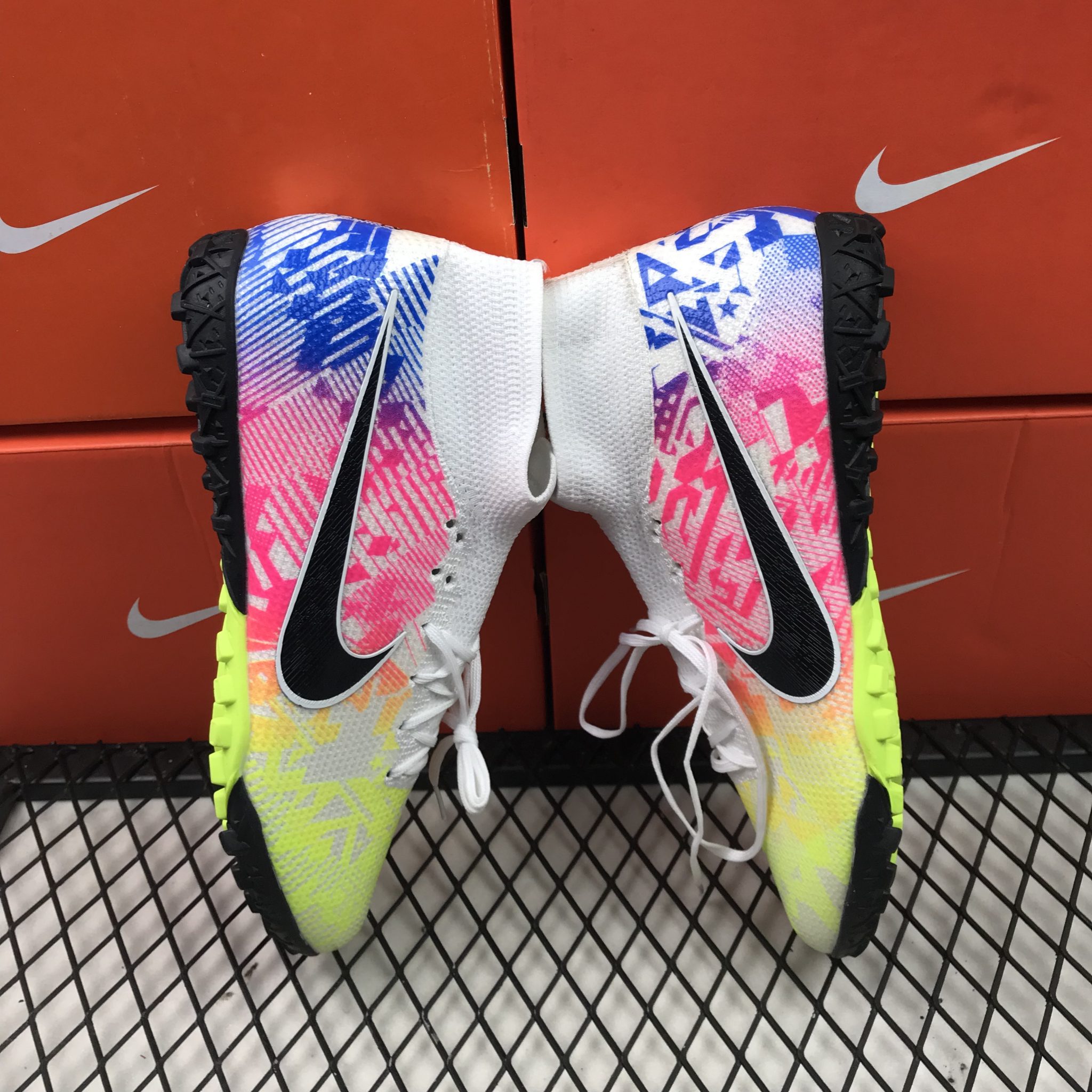 mercurial vapor 13 pro neymar