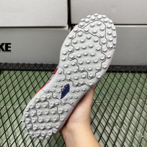 giay-da-banh-pan-dinh-thai-vigorx-xnew-do-mat-de