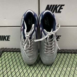 giay-da-banh-pan-dinh-thai-vigorx-xnew-xam-mat-truoc