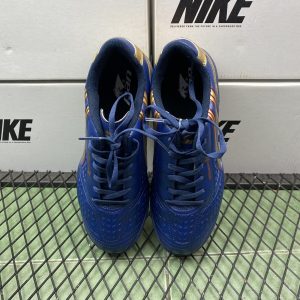 giay-da-banh-pan-dinh-thai-vigorx-xnew-xanh-den-mat-truoc